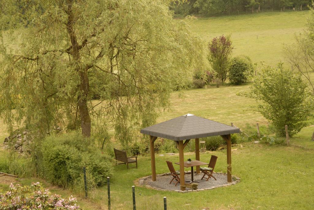 Le Clos Arboré  Libramont-Chevigny Extérieur photo